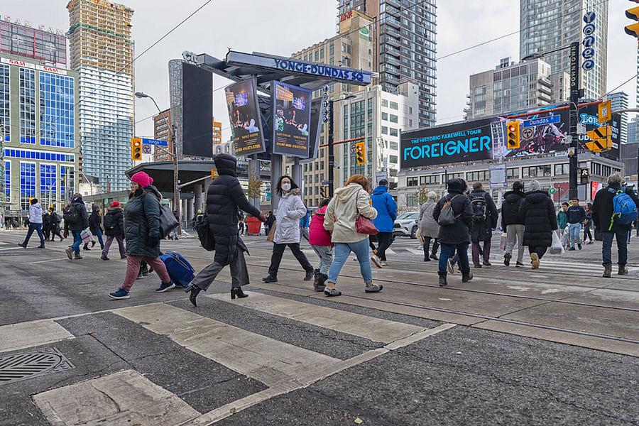 Vibrant pedestrian life in a picturesque cityscape of Toronto, Canada