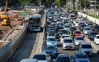 How can public transit help reduce city traffic congestion?